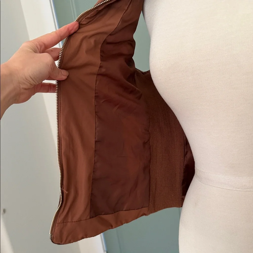 Abella Quilted Carmel Brown Equestrian Look Vest - Picture 7 of 9